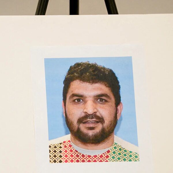 Donald Trump Confirms One National Guard Member Is Dead After D.C. Shooting