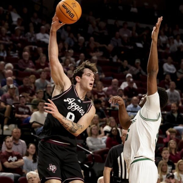 Ruben Dominguez hits Texas A&M-record 10 threes in win vs. Manhattan
