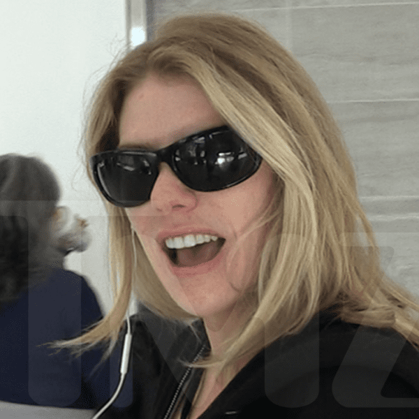 Charlotte McKinney Says Haters Make Comedy Harder for Pretty People