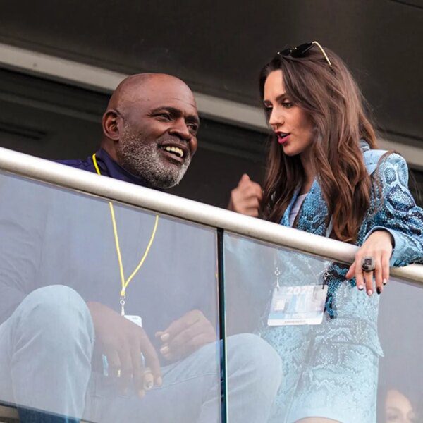 Bill Belichick’s Girlfriend Shows Off Legs and Style at UNC-Duke Game