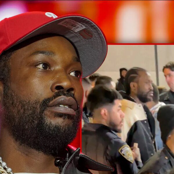 Meek Mill Detained by NYPD After Halloween, Video