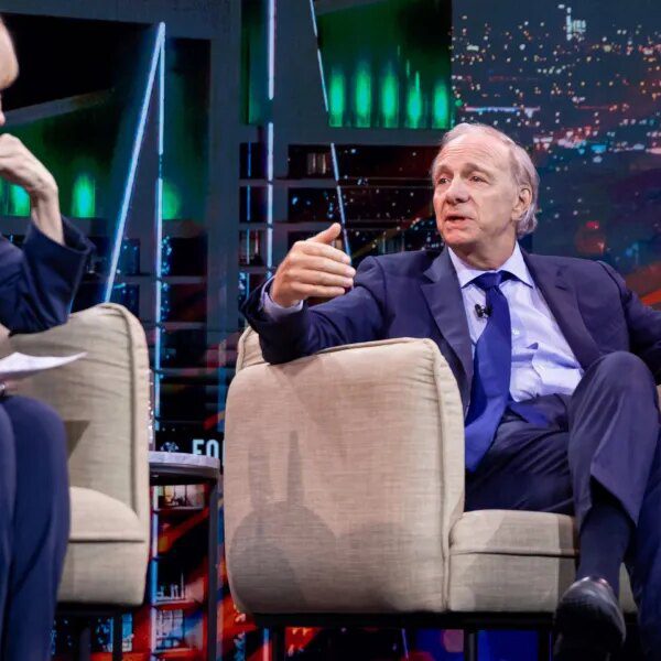 Digital Ray Dalio: AI bot on nationwide debt, AI bubble, and methods…