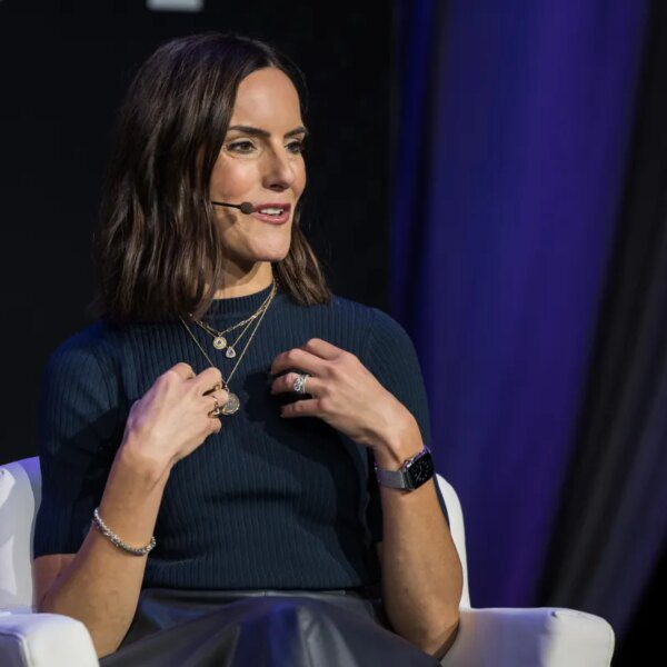 VC Jennifer Neundorfer explains how founders can stand out in a crowded…