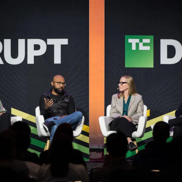 How founders can put together for his or her late-stage fundraises from the beginning