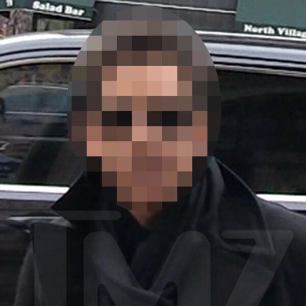 Guess Who This Sunglasses-Wearing Actor Is!