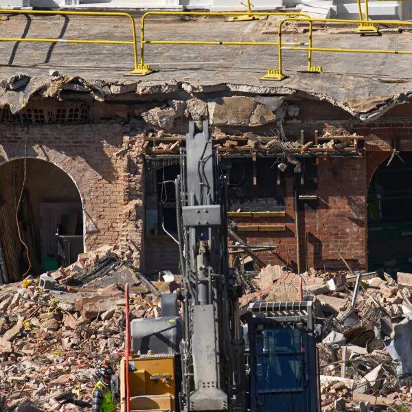 The Winklevoss twins and Big Tobacco are on the record of donors…