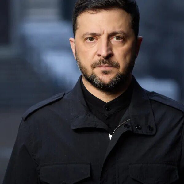 Ukraine faces a alternative on U.S. peace plan: ‘Losing its dignity’ or…