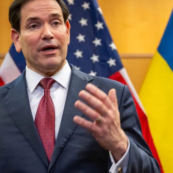 Ukrainian officers go to Florida as Trump White House pushes for negotiated…