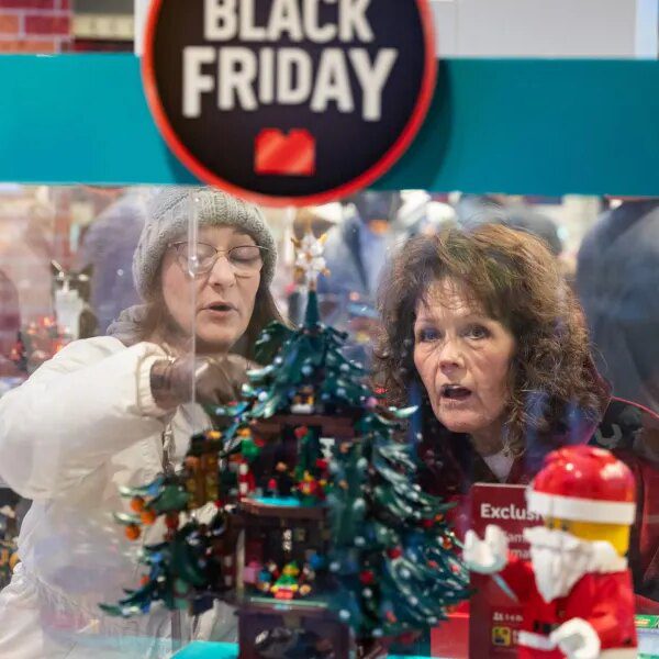 ‘The economic system is unhealthy, however you continue to need to rejoice’:…