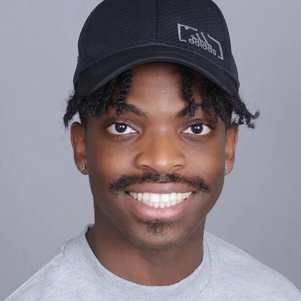 This Gen Zer constructed a software program firm in his bed room…