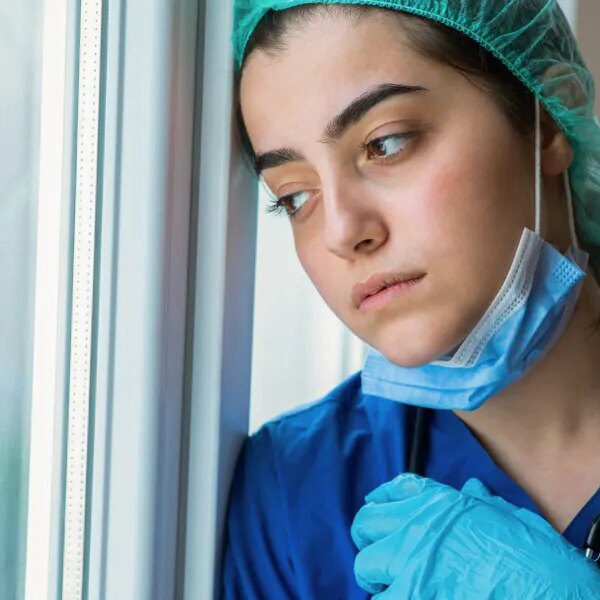 Job openings have plunged 32% since ChatGPT’s debut—now, $35K healthcare work is…