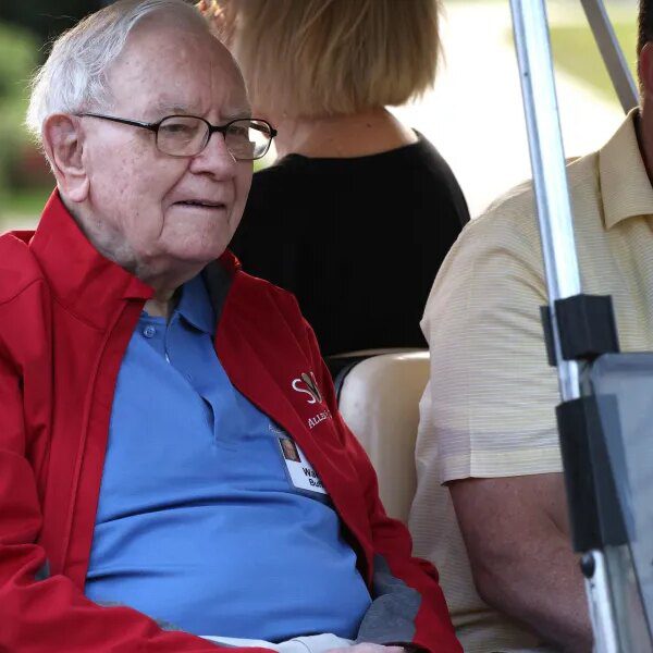 Warren Buffett’s final shareholder letter affords 5 classes for CEOs