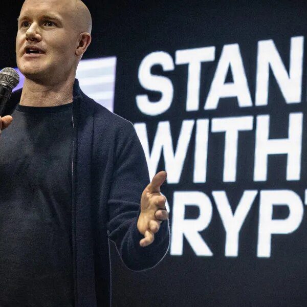 Coinbase’s newest run locations Brian Armstrong among the many nice leaders of…