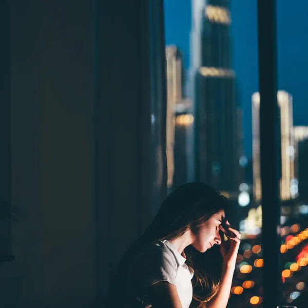 Six-figure earners are ‘dwelling the phantasm of affluence’ whereas privately struggling