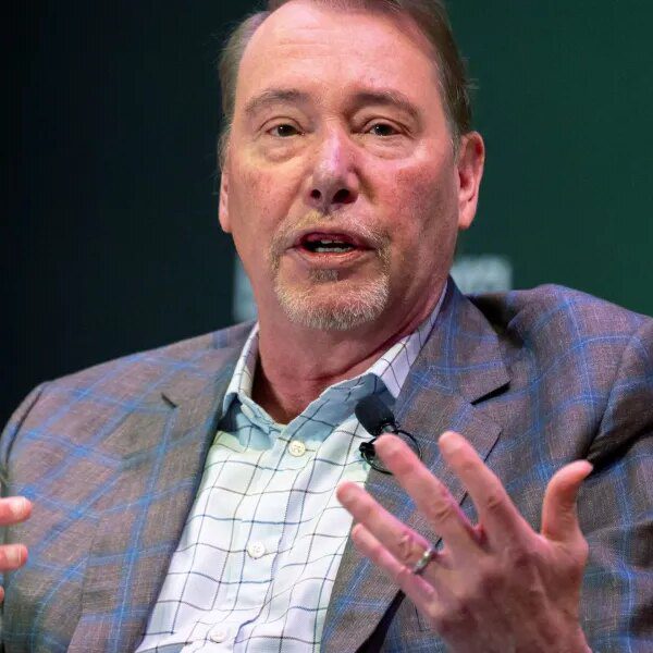 ‘Bond King’ Jeffrey Gundlach warns of the subsequent monetary disaster: ‘It has…