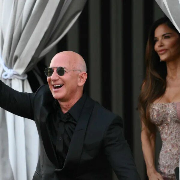 Jeff Bezos’ most costly funding is a $500 million customized superyacht that…