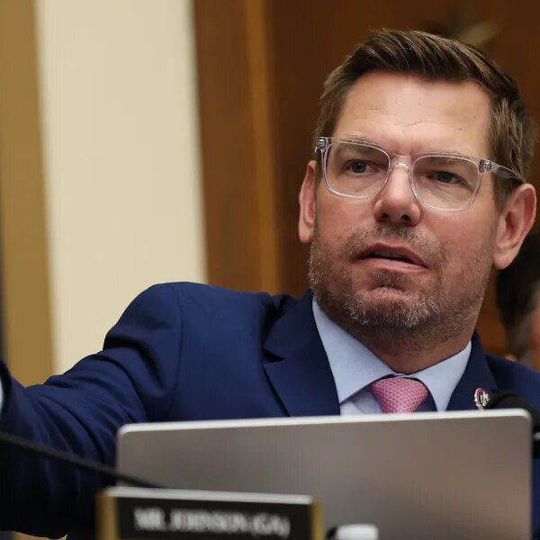 Swalwell claims Pulte abused energy to focus on Trump critics