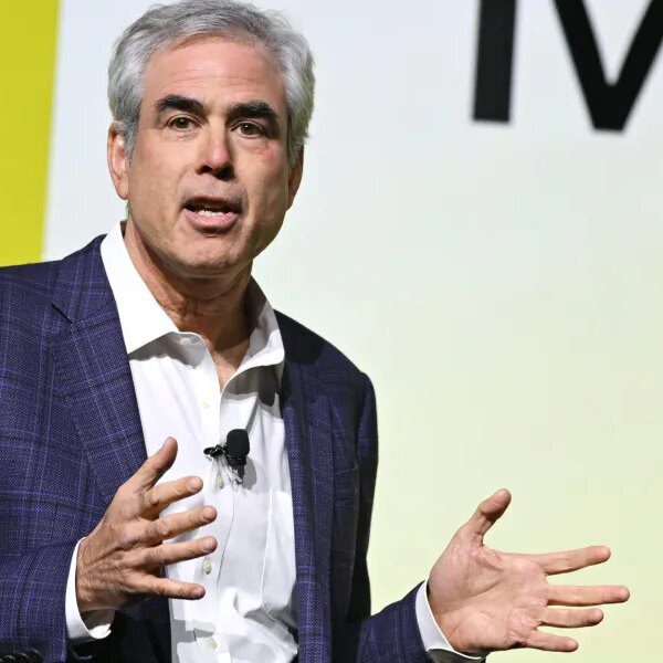 Gen Z’s brains are ‘growing around their phones’ the best way a…