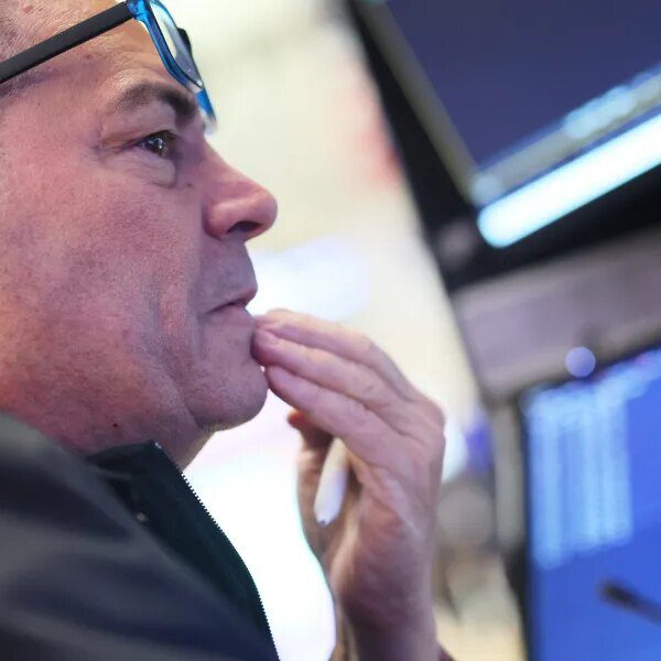 Fannie, Freddie shares mimic meme-stock mania with wild swings