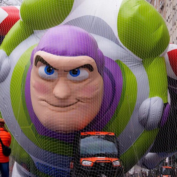 How Macy’s, a division retailer chain based when Abraham Lincoln was alive,…