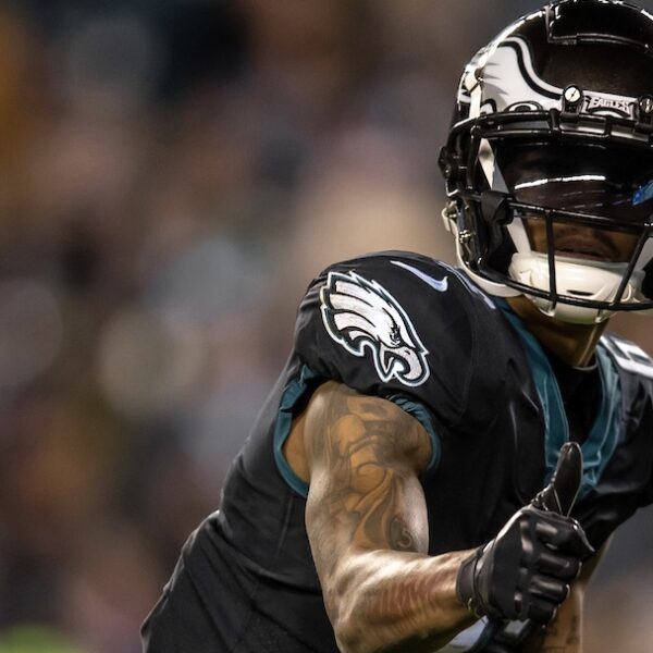 Philadelphia Eagles To Wear All-Black Alternate Uniforms On Black Friday – SportsLogos.Net…