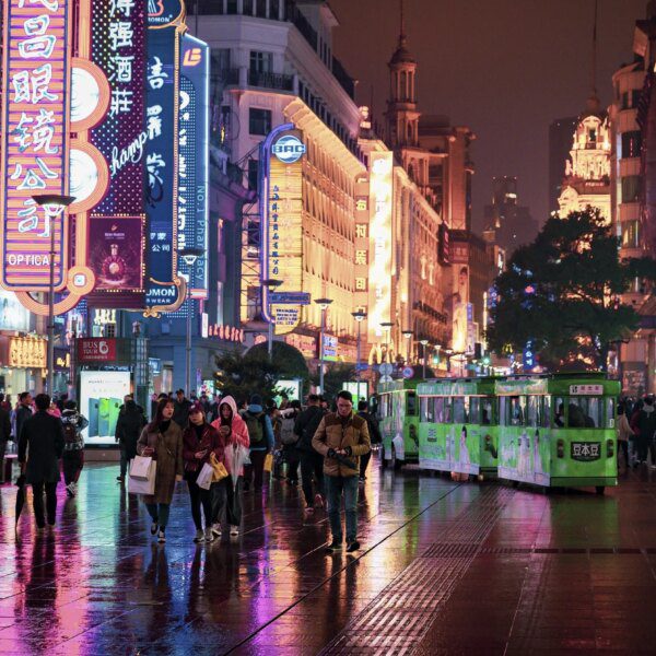 Trump Warns Of China’s Crypto Surge, Calls For US To Take Lead…