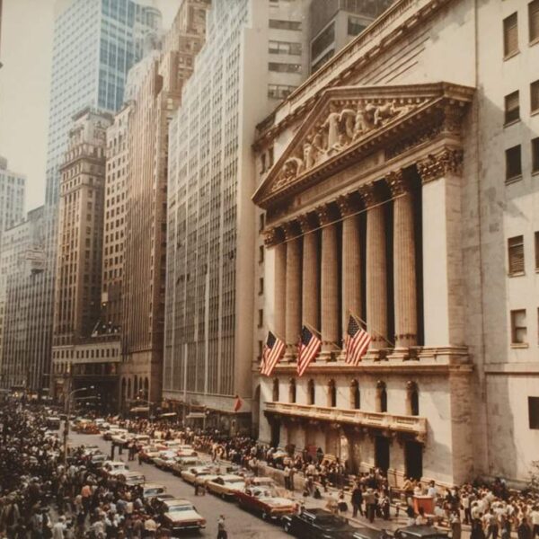 BofA FMS: AI bubble largest tail threat for 45% of respondents