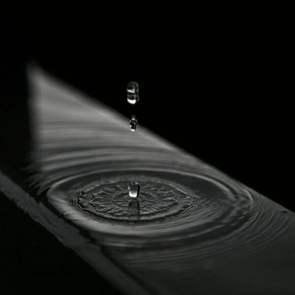 XRP Price Suppression? Analyst Points To Big Banks And Private Equity Players