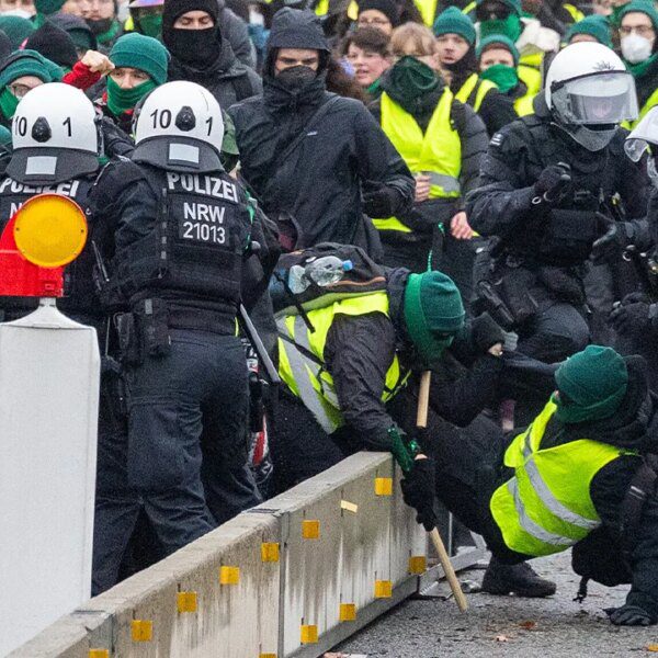 Massive protest disrupts AfD youth convention in Germany with hundreds