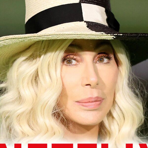 Cher’s Not Doing a Netflix Series, Despite Reports