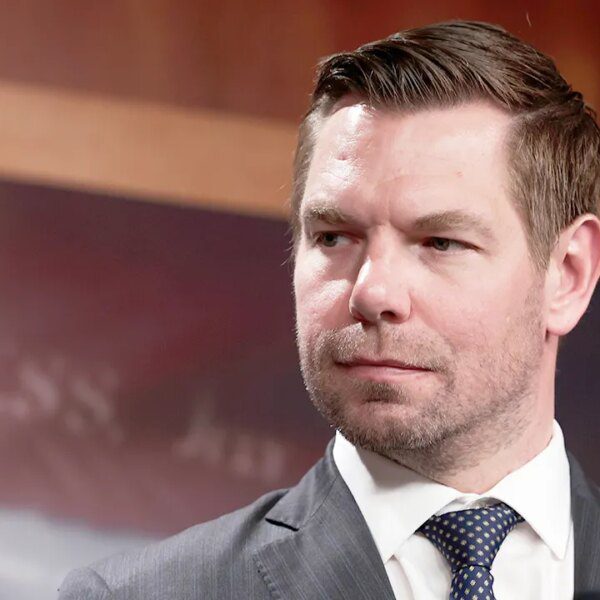 Swalwell sues Bill Pulte for allegedly illegally accessing mortgage data