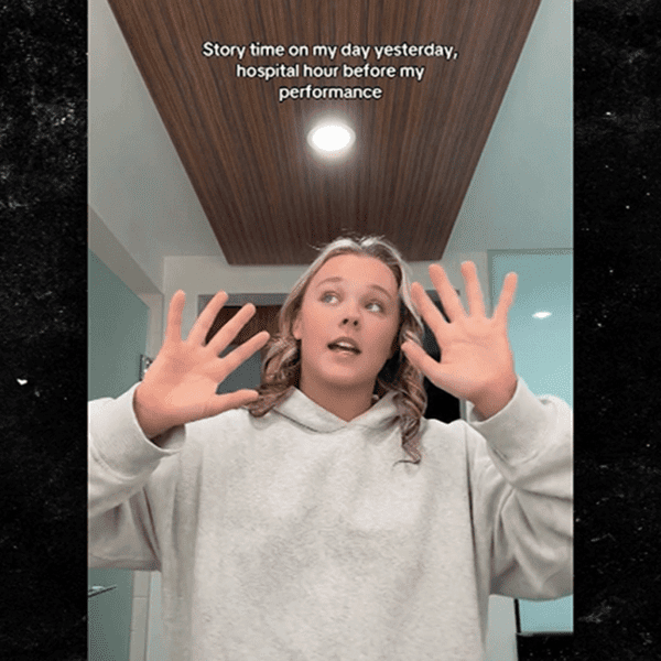 JoJo Siwa Says She Was Rushed to Hospital For ‘Excruciating Pain’ Before…