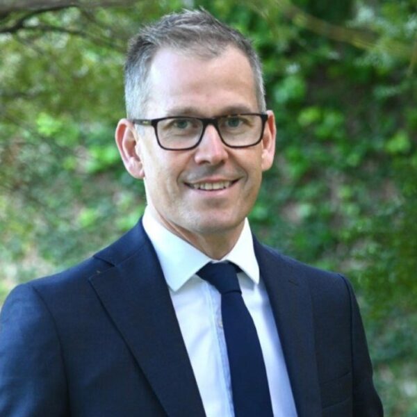 RBNZ’s Hawkesby says coverage now stimulatory however warns on international independence dangers