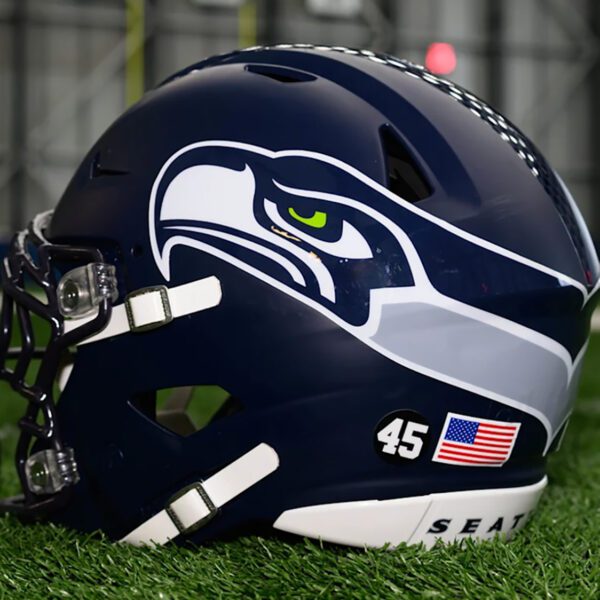 Seattle Seahawks Honor “The Enforcer,” Kenny Easley, With Helmet Decal – SportsLogos.Net…