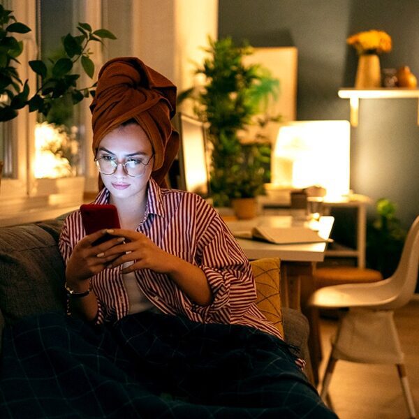 Dark showering helps cut back nervousness and insomnia signs, physician says