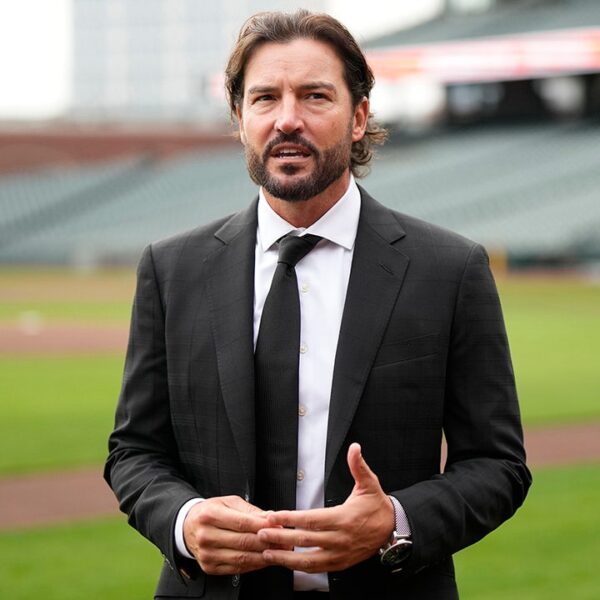 Ex-Tennessee coach suggests NIL causes confusion, damages school sports activities