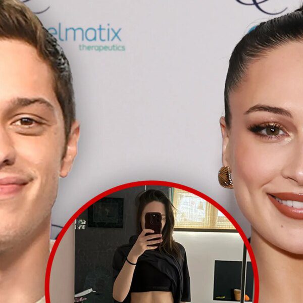 Elsie Hewitt Shows Off Toned Tummy, Adult Diaper Two Weeks After Giving…