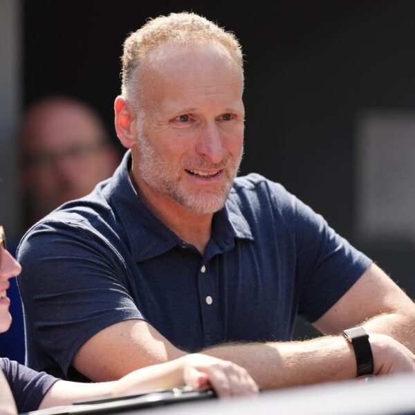 Mark Shapiro inks 5-year deal to remain as Jays’ president, CEO