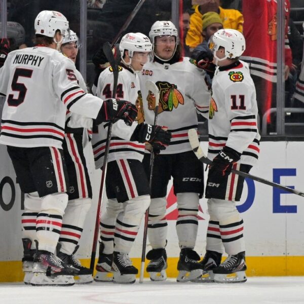Spencer Knight stops 26 photographs as Blackhawks egde Kings