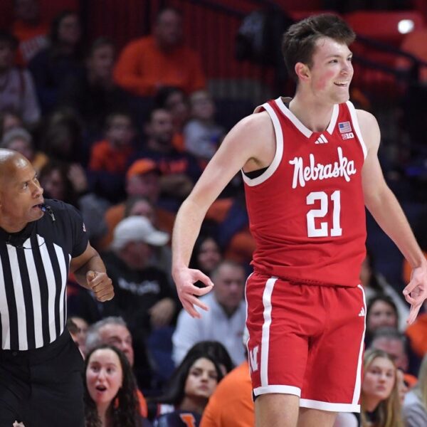 No. 23 Nebraska overcomes No. 13 Illinois with last-second 3-pointer