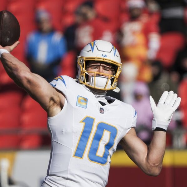 Cowboys face must-win sport towards surging Chargers