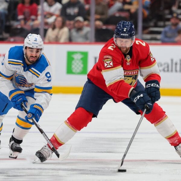 Blues take cost late, finish Panthers’ win streak