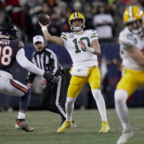 Starting QBs out, playoff positioning in play as Packers host Ravens