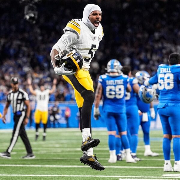 NFL roundup: Steelers make huge performs, escape Lions