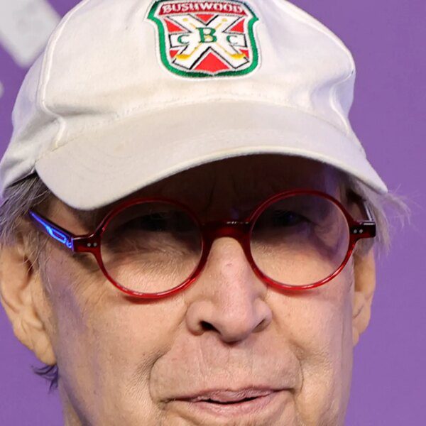 Chevy Chase Put Into Coma For 8 Days After Heart Stopped in…