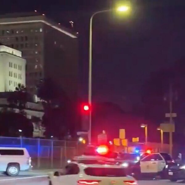 Waymo Drives Through Middle of Police Standoff