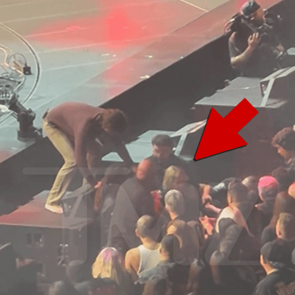 All-American Rejects Stop Show Mid-Song to Aid Fainting Fan