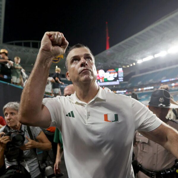 CFB followers rip Mario Cristobal after Miami HC requires canceling Christmas over…