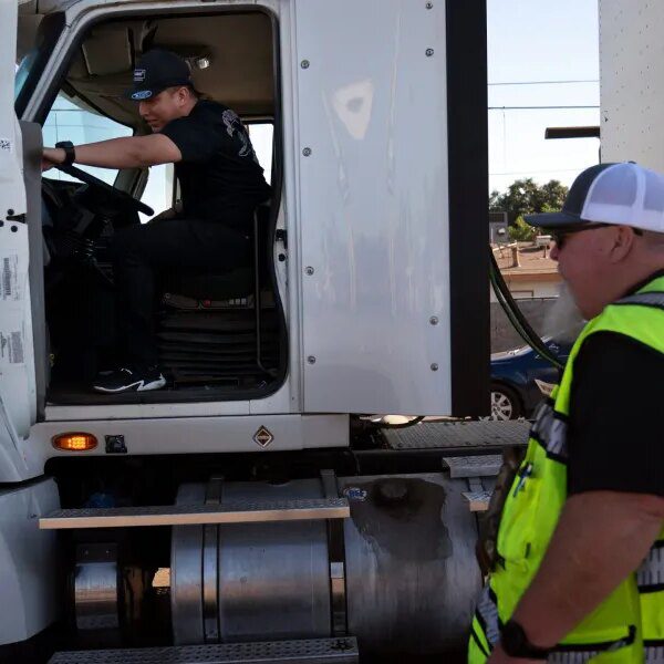 Nearly half of U.S. truck-driving faculties face closure in crackdown on ‘poorly…