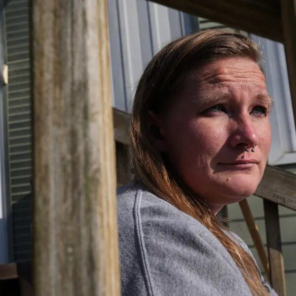 When SNAP funds stopped, a fast-moving $50 money program rushed in—and stored…